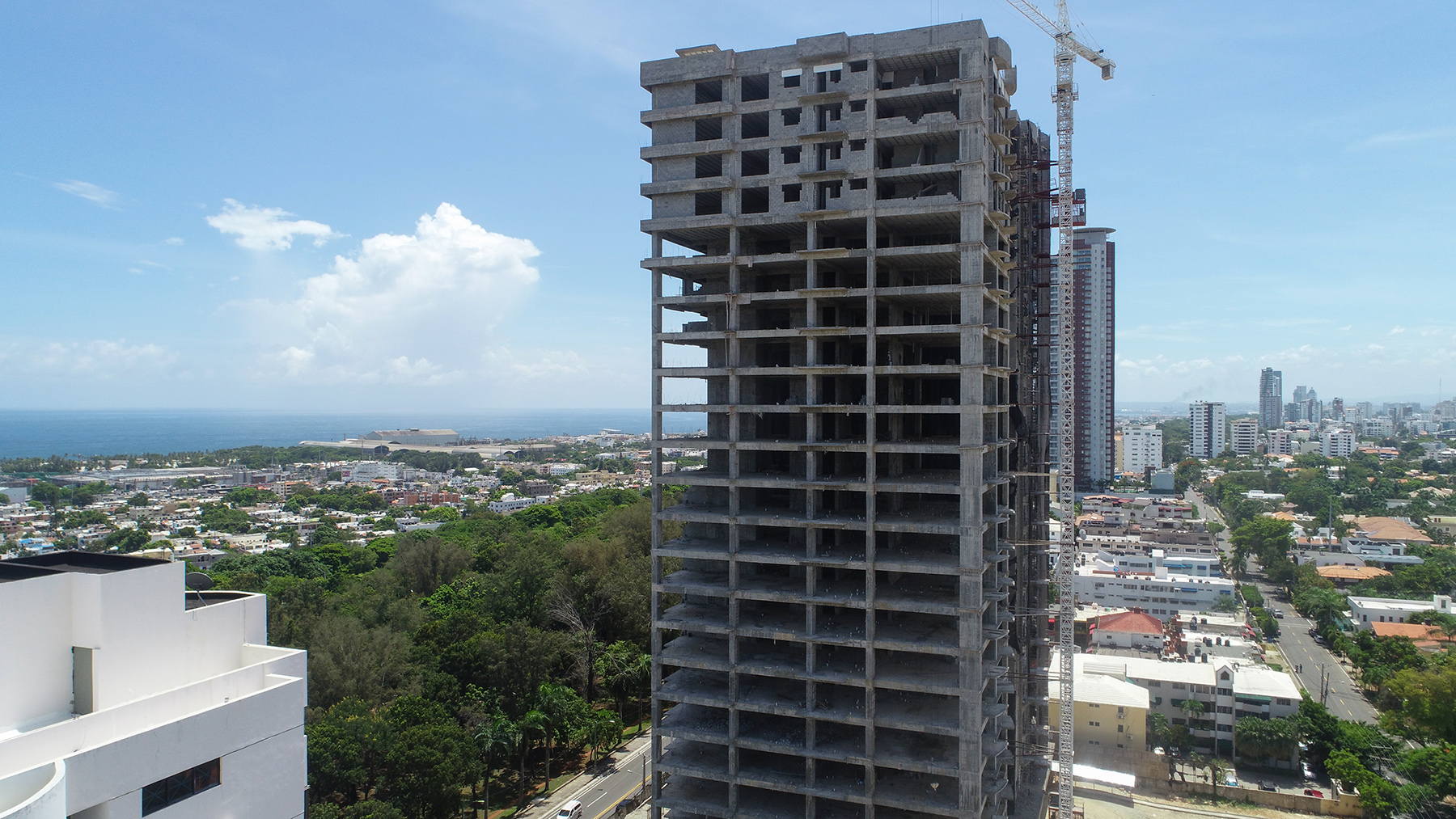 Twin Towers Saint Domingue Construction